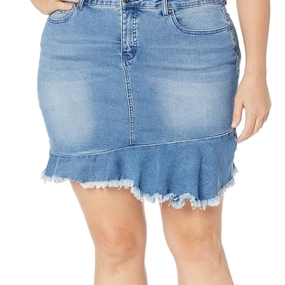 🆕️ [6] Tribal Jean  skirt - Picture 6 of 6